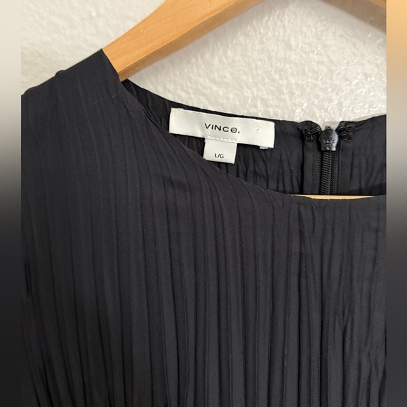 Vince Micro Pleated Black Midi Dress - Picture 4 of 15